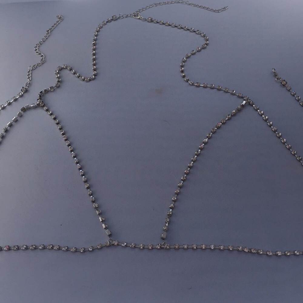 New! Rhinestone Body Chain - Picture 5 of 10